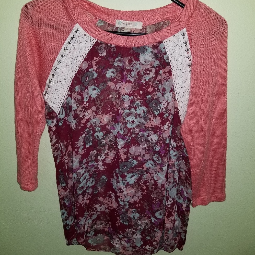 pink shirt
